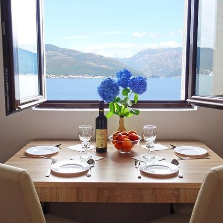 Blue Bay Apartments Krasići 外观 照片