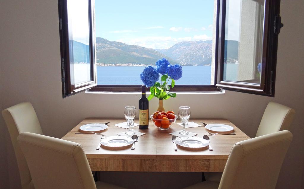 Blue Bay Apartments Krasići 外观 照片