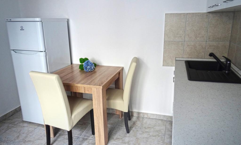 Blue Bay Apartments Krasići 外观 照片