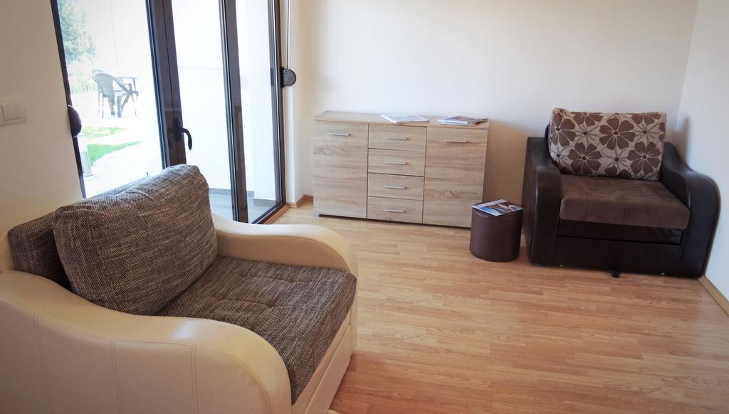 Blue Bay Apartments Krasići 外观 照片